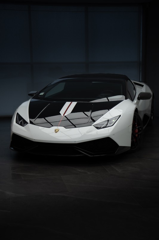 covering lamborghini montpellier