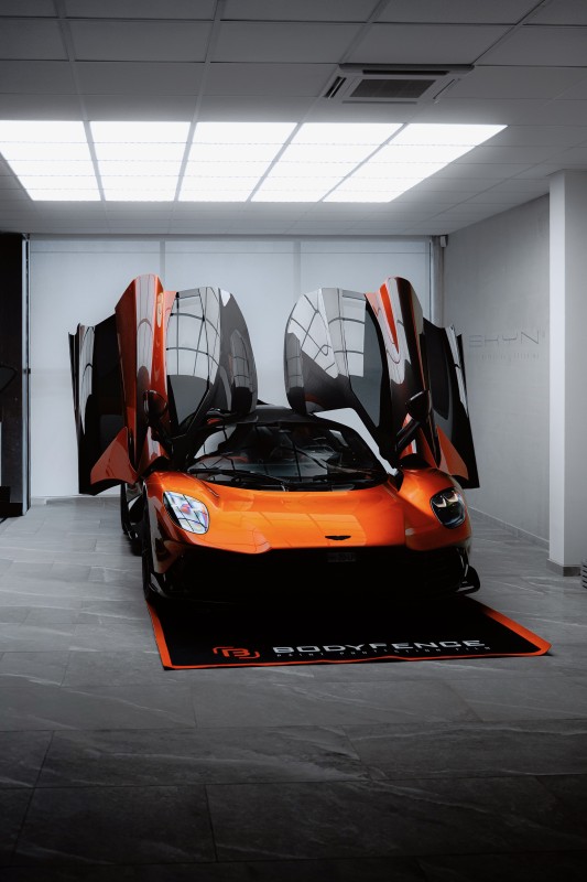 Film de Protection PPF sur cette Aston Martin Valhalla à Montpellier et alentours