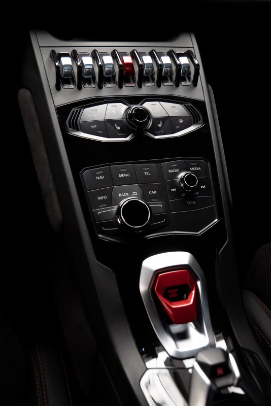 Film de Protection PPF intégral sur cette Lamborghini Huracan Spyder à Montpellier