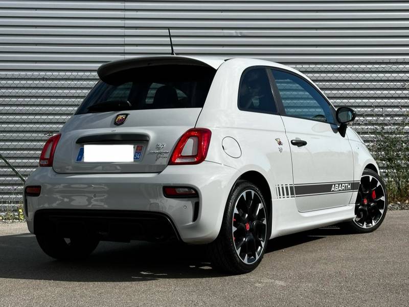 nettoyage Abarth 595 Competizione 3/4 arrière