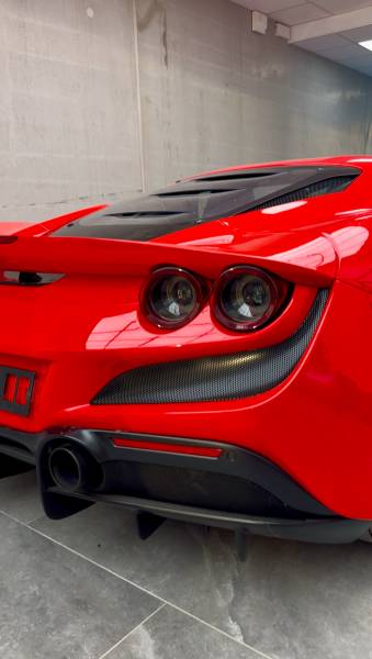 ferrari f8 tributo arrière montpellier