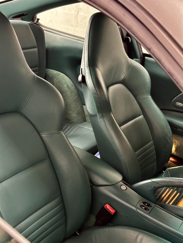 Polissage et traitement céramique sur cette Porsche 996 Carrera 4