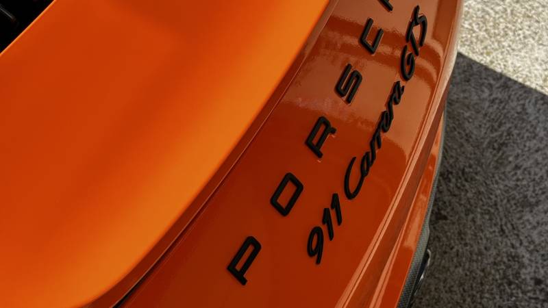 Covering intégral Orange Urbain sur cette Porsche 911 (991.2) Carrera GTS à Montpellier (Hérault)