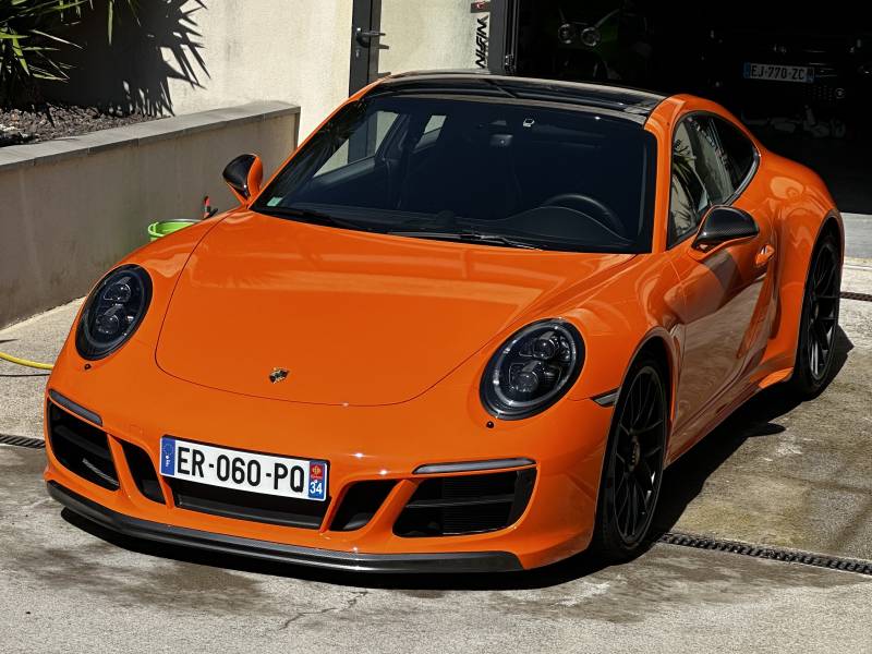 Covering intégral Orange Urbain sur cette Porsche 911 (991.2) Carrera GTS à Montpellier (Hérault)